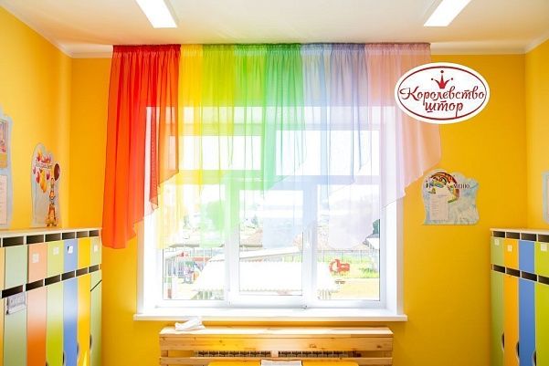 современный детский сад шторы